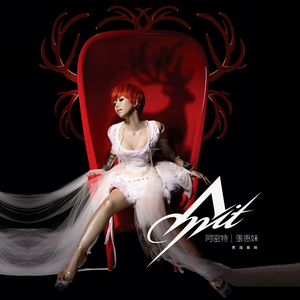 海南裸休美女撒尿露脸视频
