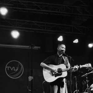 海南裸休美女撒尿露脸视频
