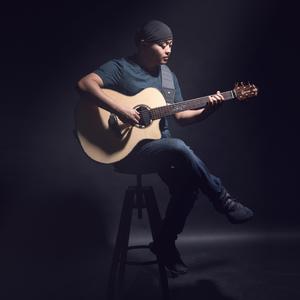 海南裸休美女撒尿露脸视频
