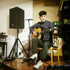 海南裸休美女撒尿露脸视频
